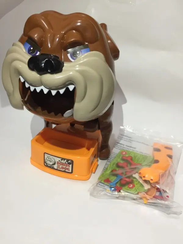 Beware Bad Dog / Bad Dog Toy Tulang / Mainan Running Man Anak 1