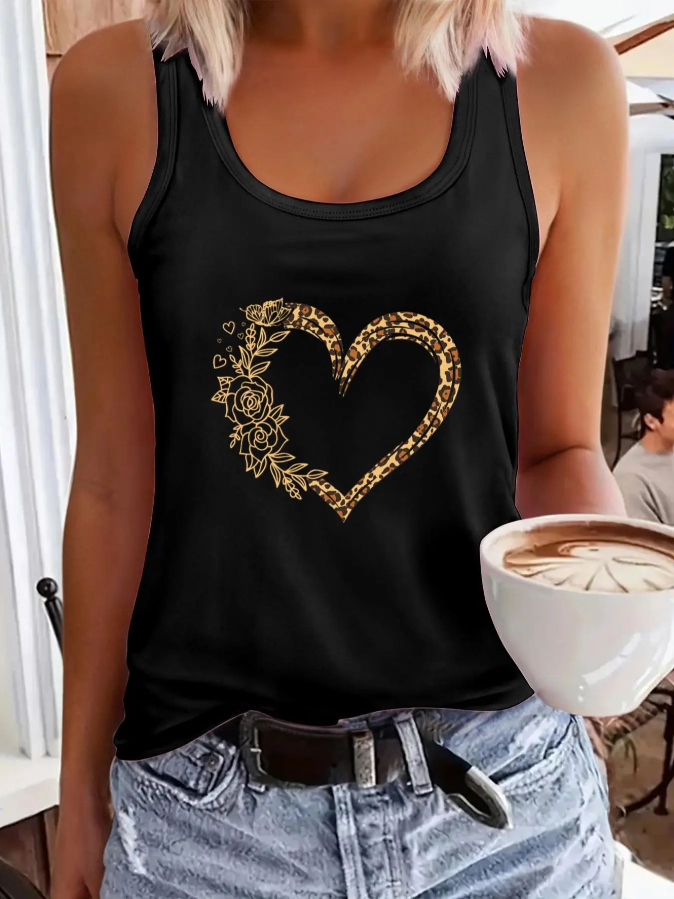 Women's Heart & Floral Print Tank Top, Casual Sleeveless Top for Daily Wear, Ladies Clothes for All Seasons