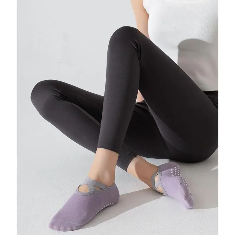 KK190 Kaos Kaki Wanita Yoga Anti Slip Cross Gym Fitness Women Socks 4