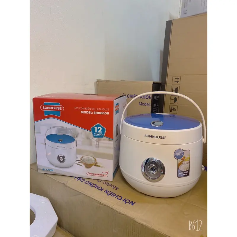 [ Free Ship 50k ] Nồi cơm điện 1.8L SUNHOUSE SHD8606. Hiện Đại, tặng kèm giá hấp, bảo hành 12 tháng toàn quốc. Nấu Cơm Cooker 8