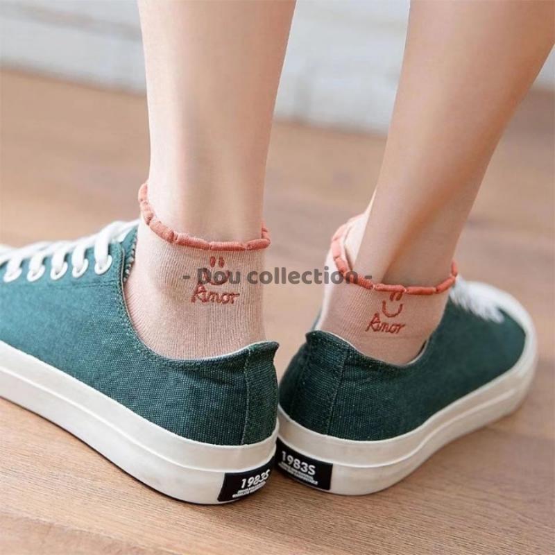 Product Introduction of [Nowship2h] Tất Vớ Nữ Cổ Ngắn Unisex Cotton Họa Tiết SMILE Phong Cách Hàn Quốc Dễ Thương - Mã TV014 38