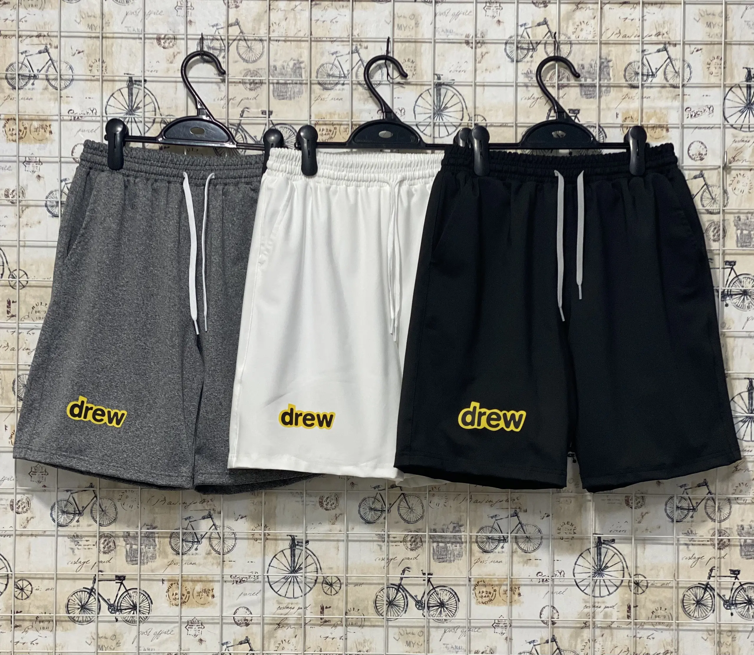 Quần Thun D.r.e.w Chữ Basic-Nam Nữ Menswear Cotton Thôngthường Đen Trắng