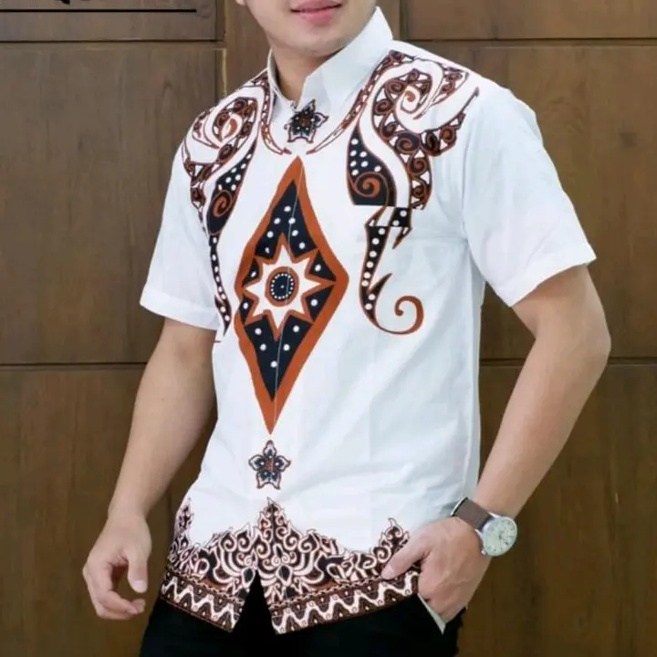 Kemeja batik pria terbaru warna putih lengan panjang dan pendek lapis furing PERMATA PUTIH Baju patik putih lengan pendek terbaru baju batik lengan panjang warna putih motif mewah 1