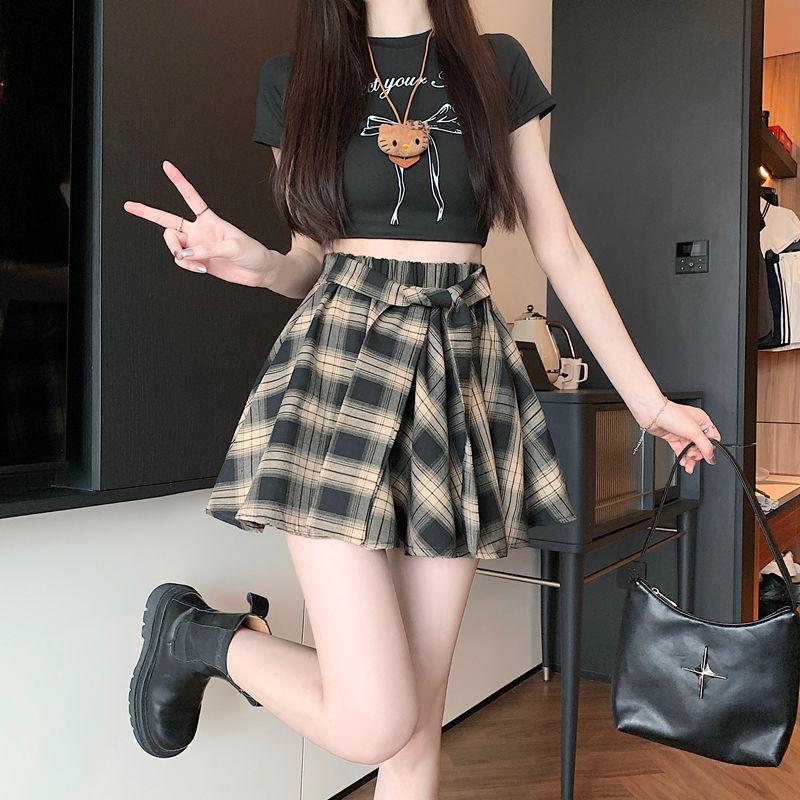 Product Introduction of Irregular Retro Plaid Skirt for Women, Summer Versatile Slimming Anti-Exposure American Style Hot Girl A-Line Pleated Short Skirt 9