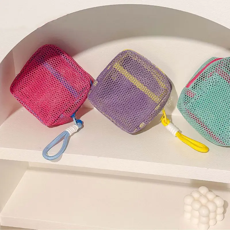 Large Capacity Dopamine Mesh Storage Bag, Cosmetic Storage Tofu Bag, Portable Travel Grooming Bag