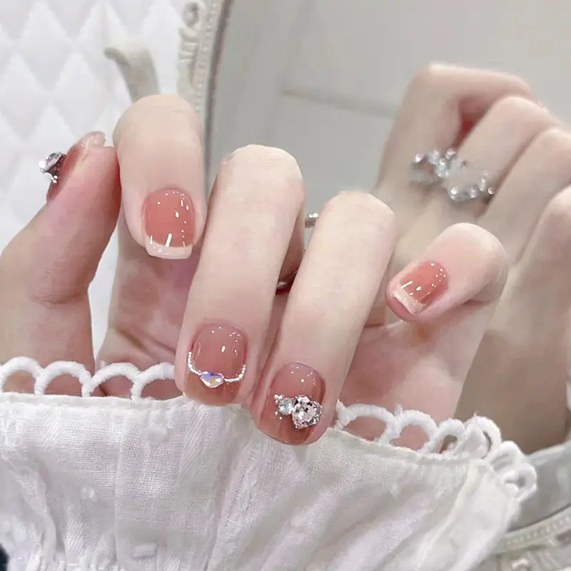 24Pcs/Box Sparkling False Nails Press on With Star Diamond and Blush Sweet and Lovely French Style Nail Art As Gift Wholesale