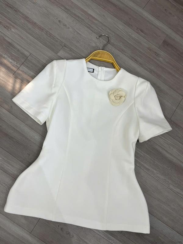 Áo peplum công sở HINSTORE áo dáng ôm chiết eo đệm vai form đứng dáng kèm hoa cài 301 7