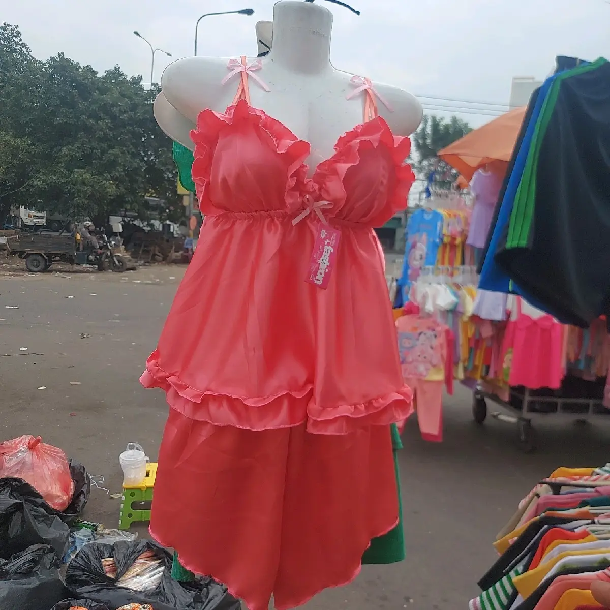 45k-46k.chất liệu lụa thoáng mát.