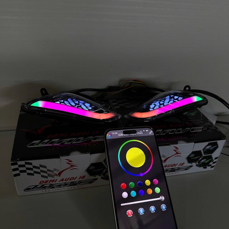 CỤM LED XI NHAN TRƯỚC AUDI I8 đổi màu qua app lắp cho wave 50-100-110 bảo hành 6 tháng