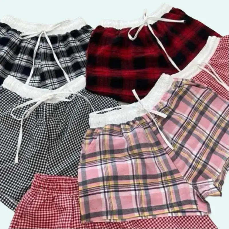 Quần Short Nữ Kẻ Caro Phối Cạp Trắng - Mùa Hè Mát Mẻ, Thời Trang, 3 màu dành cho bạn