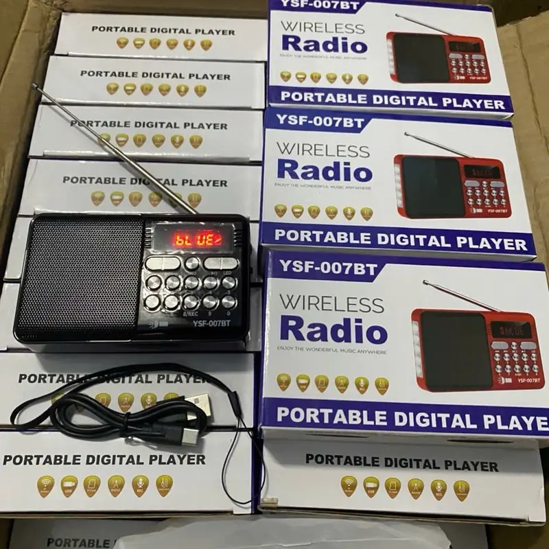 ￼Máy nghe đài FM, Kinh Phật, Nhạc từ thẻ nhớ USB, Có đèn pin YSF-007 Bluetooth có cổng cắm tai nghe 3.5mm 1