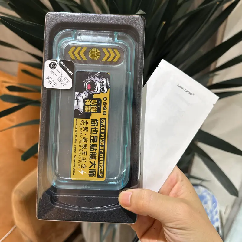 Kính Cường Lực Kingkong Vàng Khung Tự Dán - Màng Loa Chống Bụi - Hạn Chế Vân Tay - Dễ Dán Tại Nhà cuong  luctrongsuot Phụ Kiện 3