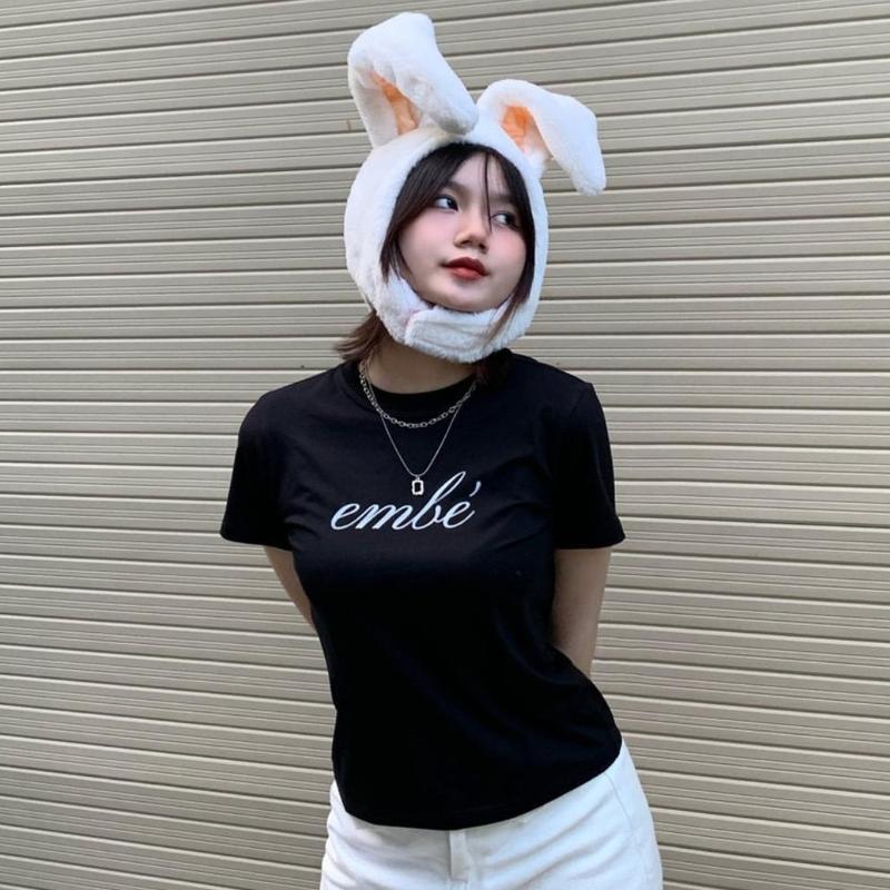 Áo Thun Baby Tee Nữ Cổ Tròn DaaLaa Store In Chữ Em Bé A5818