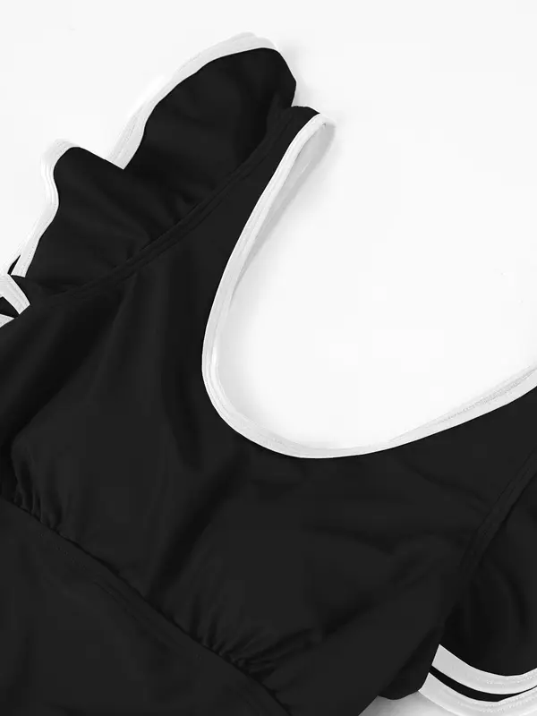 Women's Ruched Backless Contrast Binding One-piece Swimsuit, Casual Scoop Neck Butterfly Sleeve Swimwear for Summer, Ladies Swimsuit for Beach Holiday Vacation 3