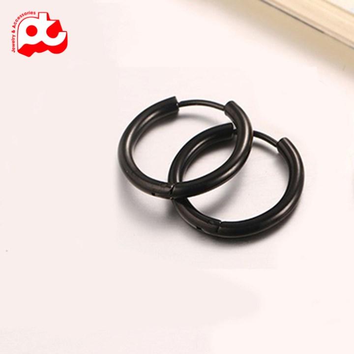 Bông tai nam đẹp thời trang cao cấp titan thép không gỉ kiểu khoen tròn trangsucpt màu đen PTBTNA157 Cao Su trang sứ bông  tainam 1