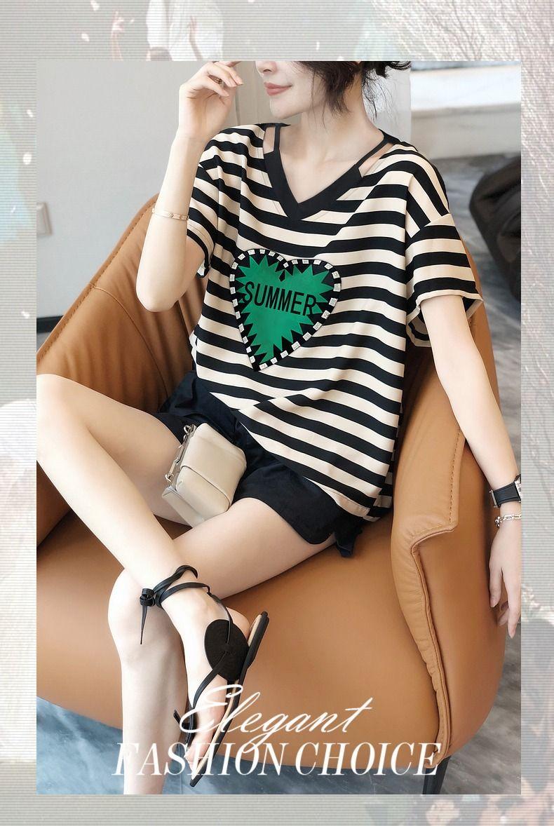 Product Introduction of Áo Thun Ngắn Tay Sọc khoét Cổ Chữ V Ngoại Cỡ Dành Cho Nữ, Bộ Sưu Tập Mùa Hè, Thiết Kế Đẹp, Dáng Rộng Vừa Vặn, 150,00kg, Hàng Mới Về 1
