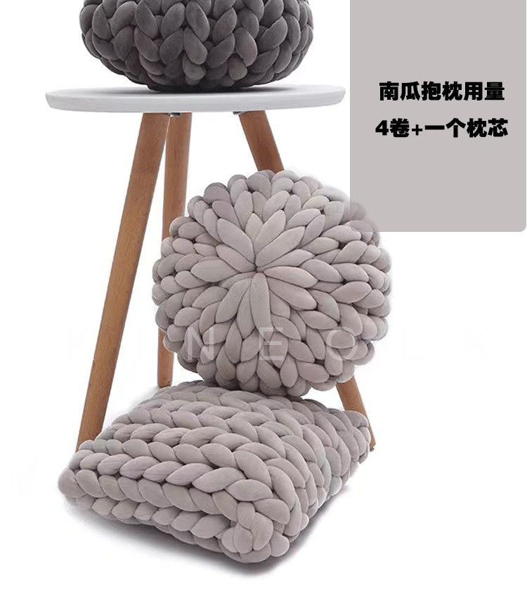 Product Introduction of 2025250 G Flannel Super Thick Iceland Wool Hand Bag Woven Blanket Lint-Free Pet Cat Nest Pillow DIY 14
