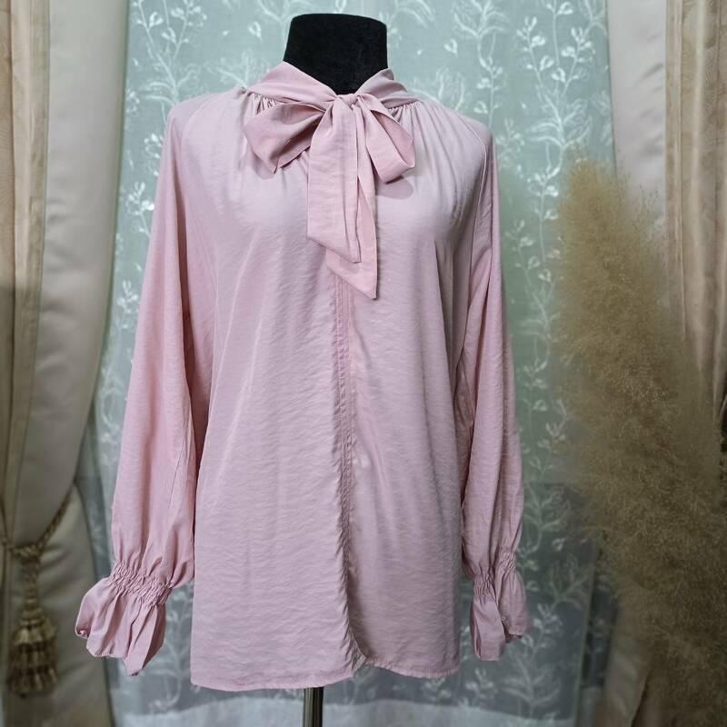 Product Introduction of เสื้อมุสลิมผู้หญิงผูกโบว์ เพิ่มความน่ารักเก๋ปลายแขนทรงสม็อค เนื้อผ้าคอตตอลเกรดพรีเมี่ยมเหมาะกับผญอิสลามจะใส่ได้ในทุกวันหรือใส่เที่ยวออกงานต้อนรับแขกใส่แล้วดูดี มีสไตล์น่ารักสดใส  de21 วาริสมุสลิม 23