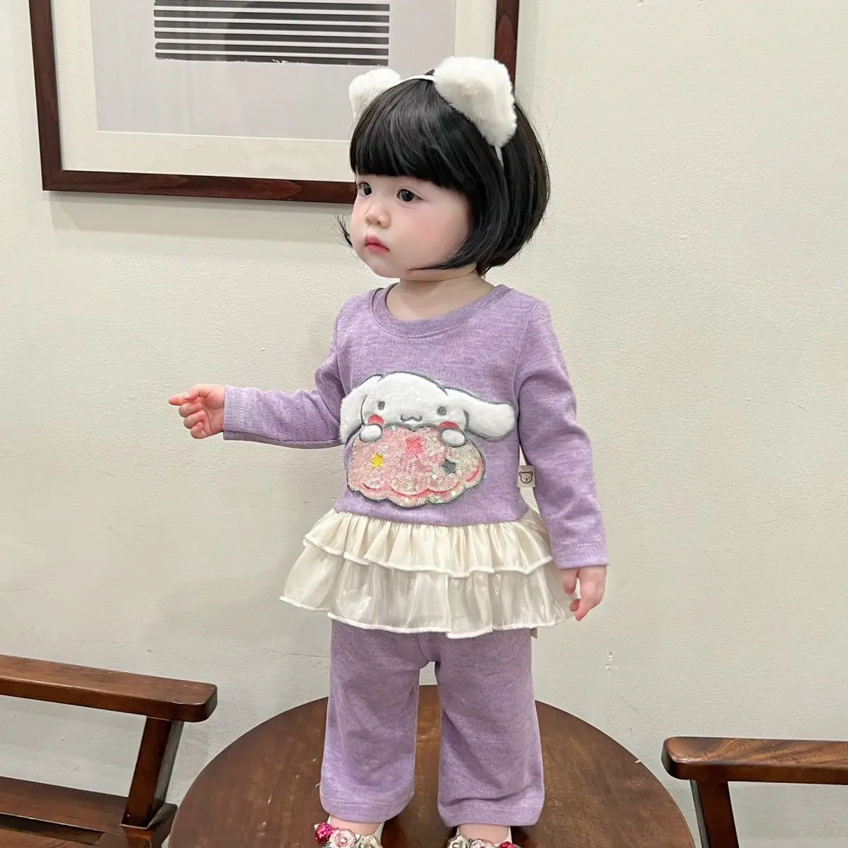 Bộ quần áo dài tay cotton lông thỏ mềm , hoạ tiết hoạt hình cinh yêu cho bé gái