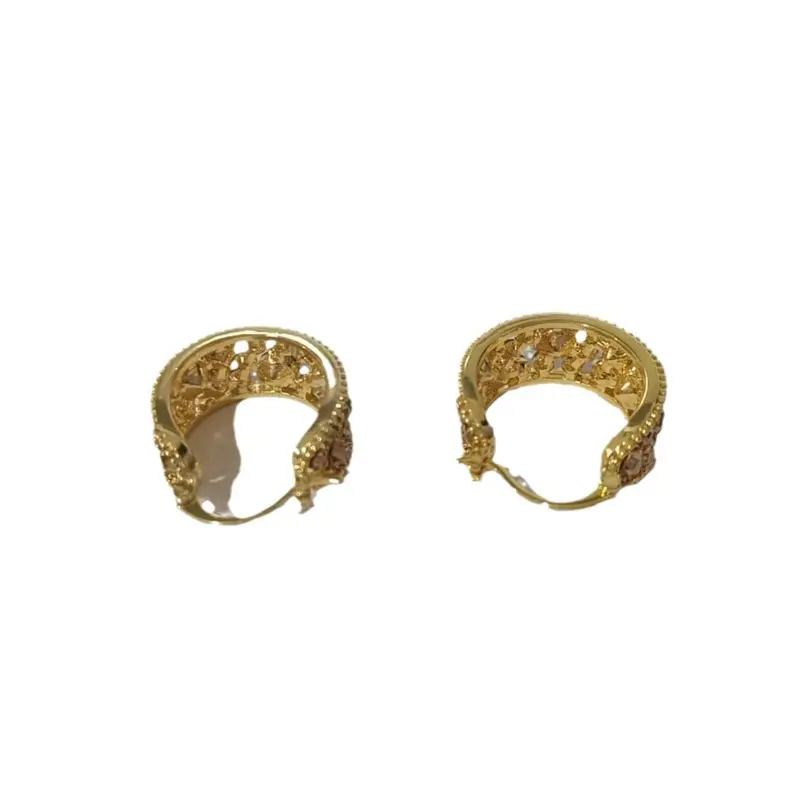 French Retro Exquisite High-end Full Zircon Hoop Earrings Niche Design Light Luxury Niche Socialite Style Fashion Earrings 3