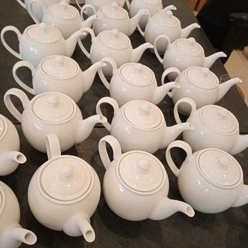 Bình trà sứ 0.8 lít/ 0.5 lít - gốm sứ Minh Long