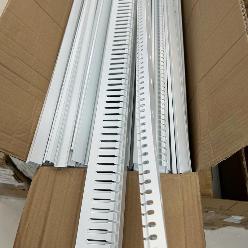 1m 1 cây Máng điện nhựa đi dây điện trong tủ điện bàn máy tính 25mmm 30mm 40mm 45mm 60mm 80mm