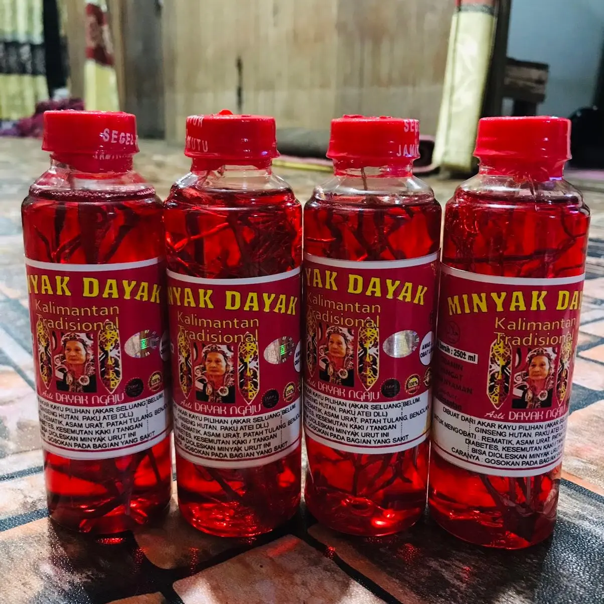 Minyak dayak tradisional khas kalimantan