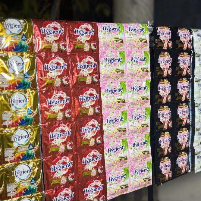 Hygiene Combo 10 Dây Đủ Màu Nước Xả Vải Đậm Đặc 20ml Expert Care Peony Bloom Hương Hoa Bám Lâu An Toàn Cho Da Gia Đình 120 Gói