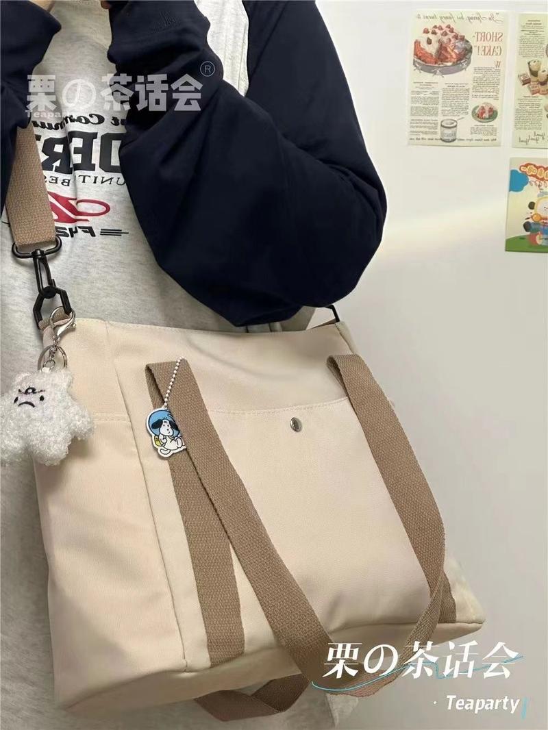 Product Introduction of Canvas Bag Women's New Large Capacity Fashion All-Match Shoulder Bag Tote Bag for Work Commuter Bag Korean Style Crossbody Bag 2