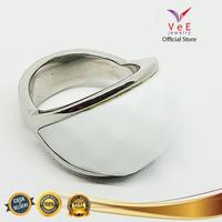 Gambar Cincin Titanium Batu Giok Oval Cutting - VeE Cincin Wanita Pria - 6 dari Vee Jewelry Store Kota Bekasi 5 Tokopedia