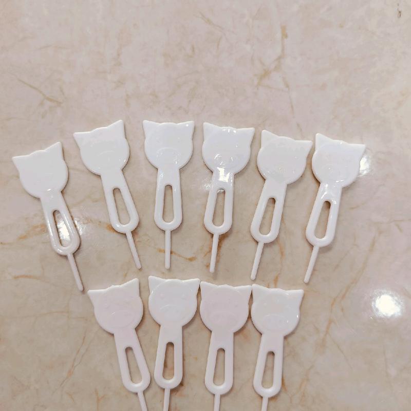 Dụng cụ đục lỗ núm ty vệ sinh đầu núm bằng nhựa 0