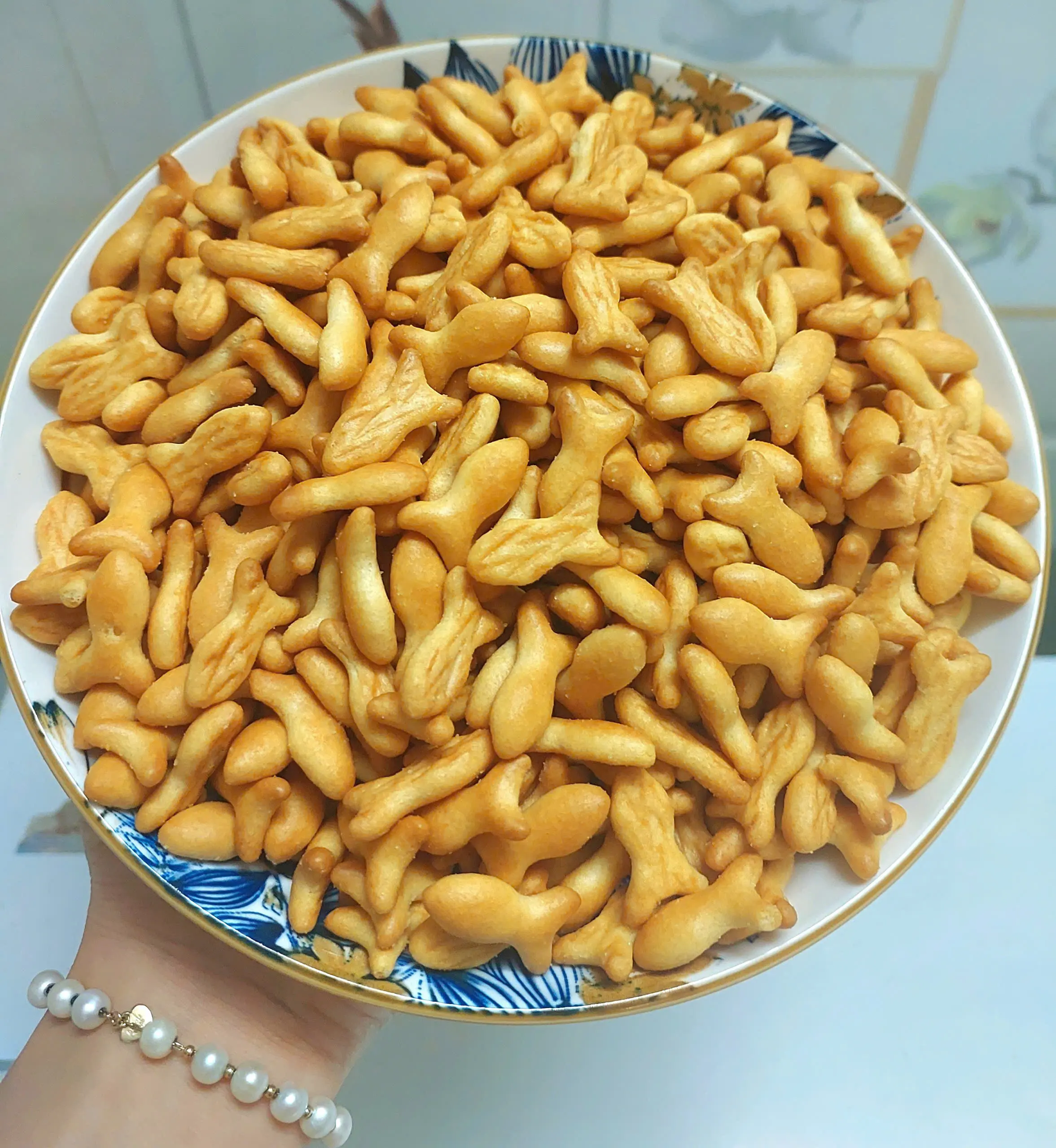 1Kg Bánh Qui Cá Mặn _hình con cá/500g