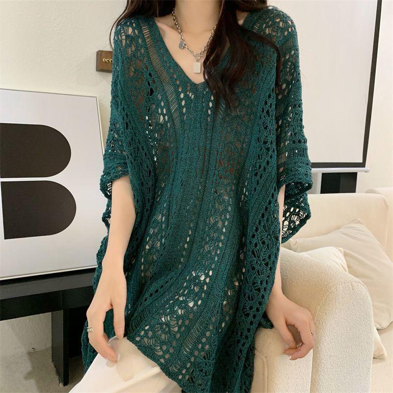 Product Introduction of Retro Hot Girl V-neck Hollow Knitted Sun Protective Blouse Women's Summer Design Sense Niche Loose Slimming outside Wear Top 9