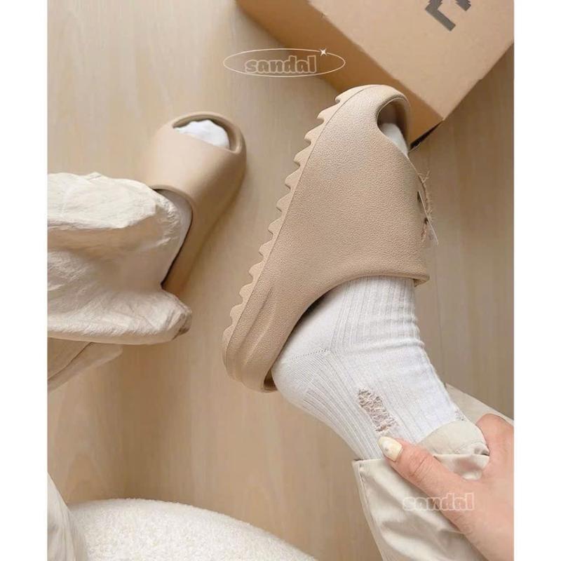 ( Tặng Vớ )Dép YZ Nhám Bản Cao Cấp - Dép Bánh Mì Quai Ngang Yz Slide Vân Nhám Đế Răng CưCao 5CM 3