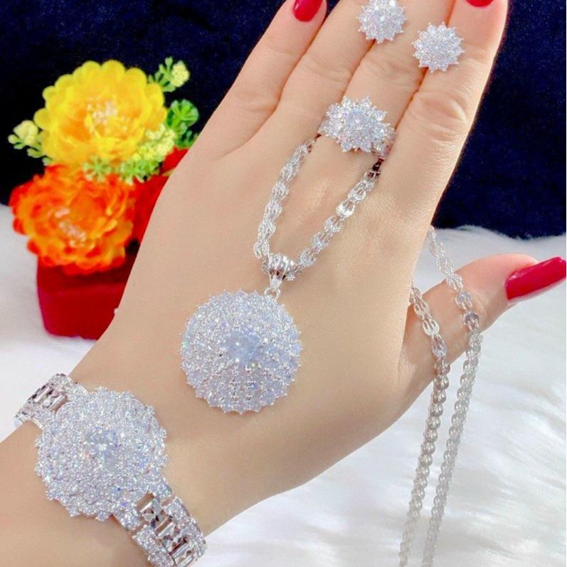 Bộ Trang sức Nữ Mạ Vàng or Bạch Kim Gồm Dây chuyền,nhẫn, vòng tay và bông tai B02280323