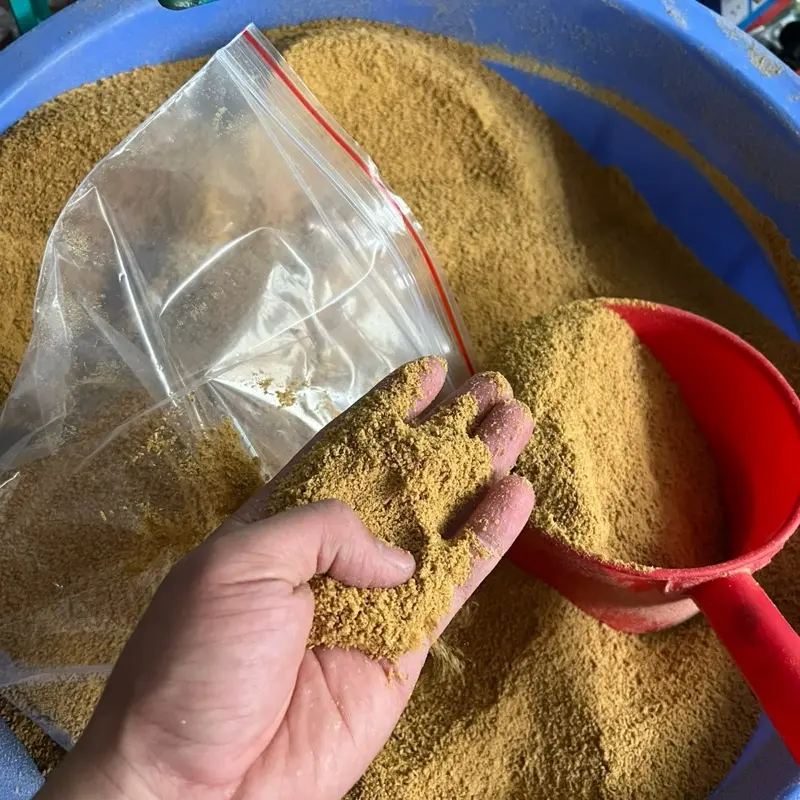 Cám thơm tanh nhẹ đặc biệt H88, mồi câu tổng hợp chép - trắm - trôi - mè - phi hạt vỡ giữ ổ lâu