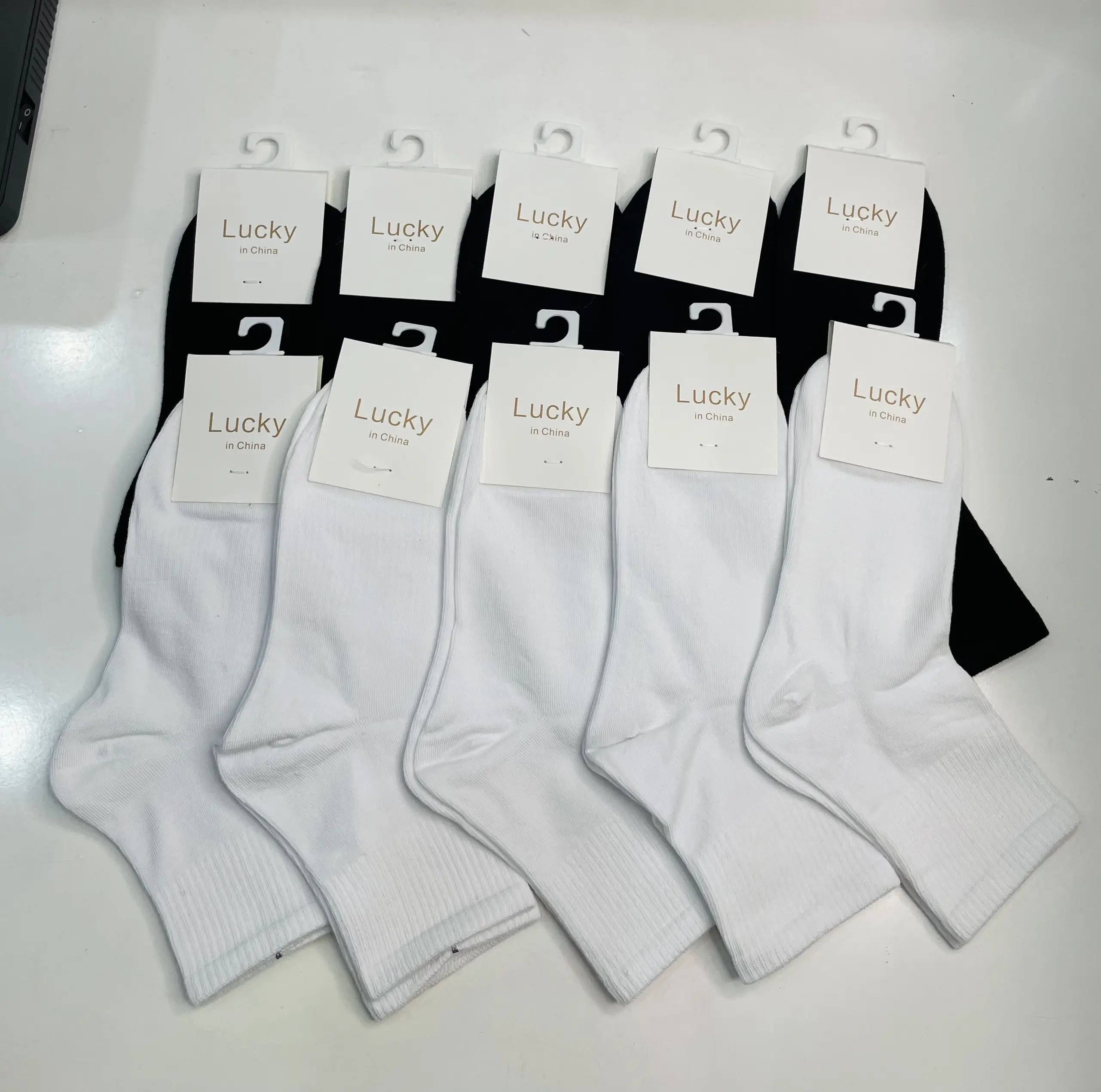 Set 5 đôi tất cổ cao 2 màu đen trắng cotton co giãn mềm mịn