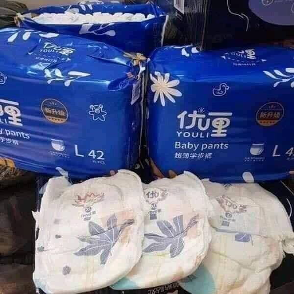 Bỉm Youli xanh ( Chính hãng -1 thùng có 2 bịch) . Trẻ sơ sinh. Bỉm thấm hút tốt. siêu mềm - mịn