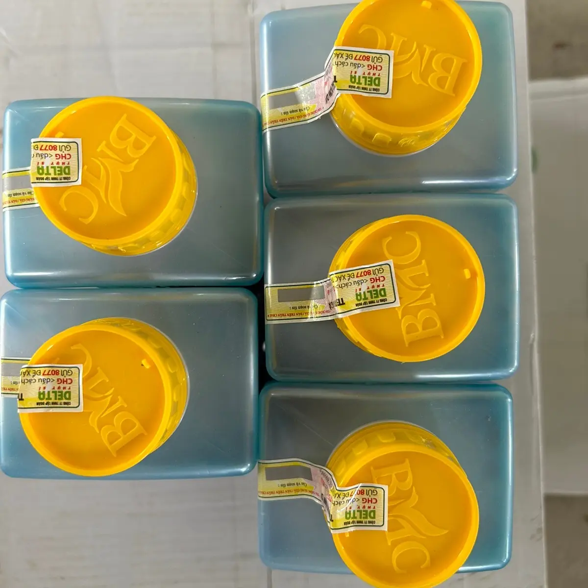 [Combo 5 Chai] nhựa xám nắp vàng Q10 900ml dùng chứa nước xanh kèm nắp có ren khóa nắp chai và tem chính hãng đựng gia vị
