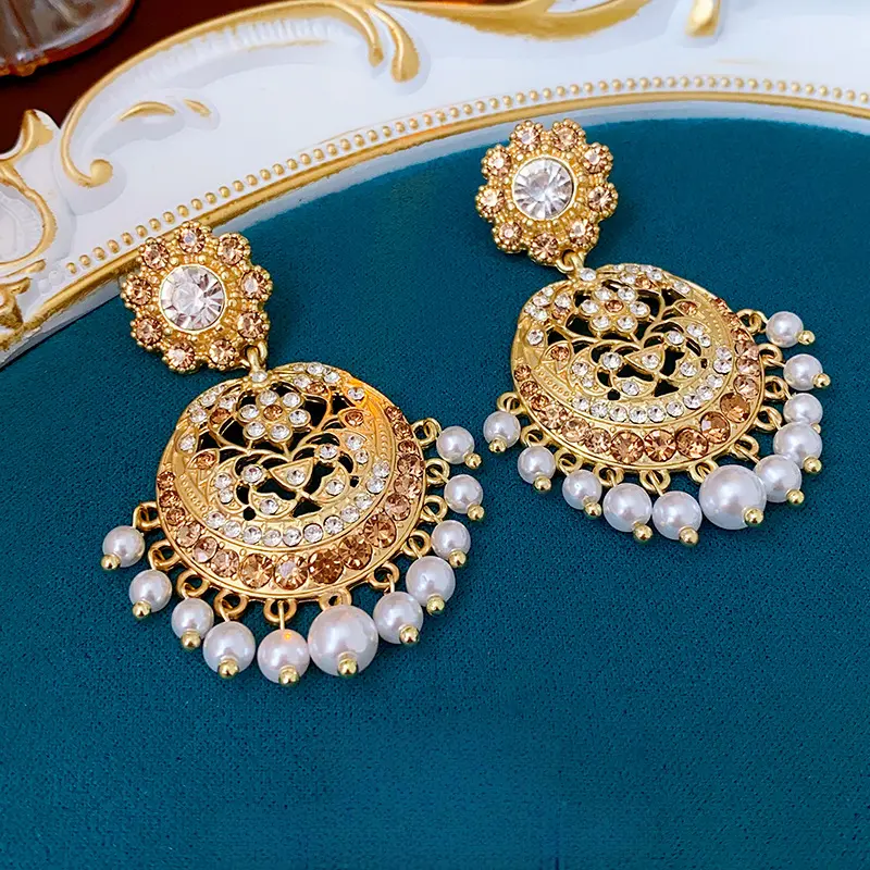 Mid-Ancient Vintage Earrings Hollow Earrings Retro Temperament Palace Style Earrings