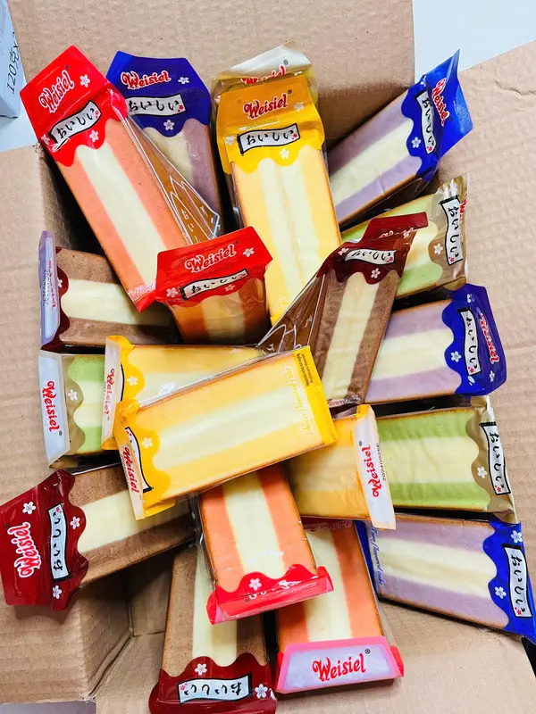 Bánh Tam giác mix 5 vị (sô cô la, mat cha, mam xôi, khoai môn, phô mai) SIÊU NGON 0