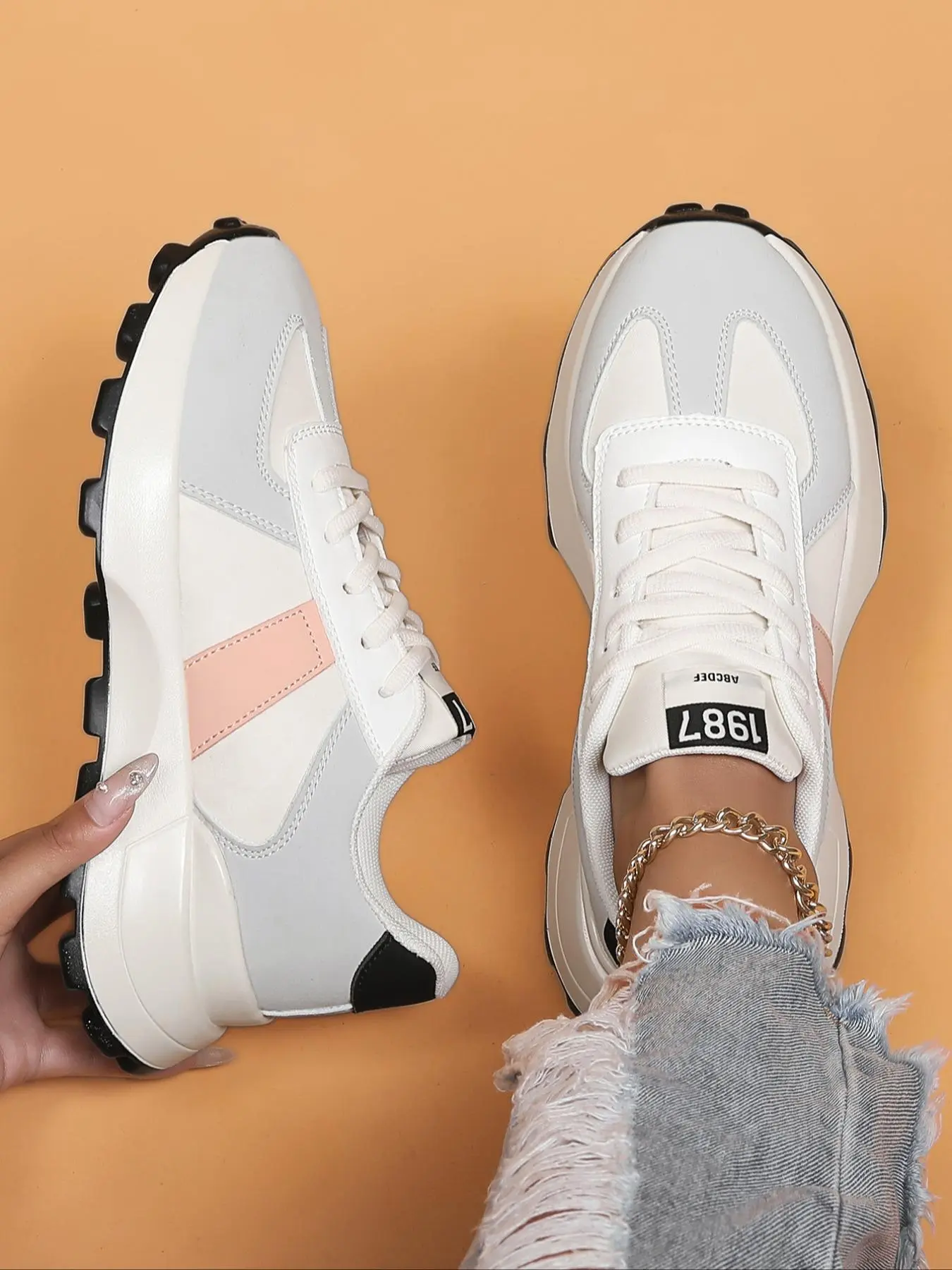 Women's Summer Outfits 2024 Patchwork Lace Up Low Top Sneakers, Casual Comfortable Sports Running Shoes, Trendy All-match Shoes for Daily Wear