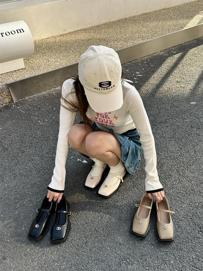 Product Introduction of French Retro Square Toe Low-Cut Mary Jane Leather Shoes 2023 Spring New Girl Soft Leather Low Heel Shoes Elegant Fashion Footwear Walking Shoes Women Comfort 18