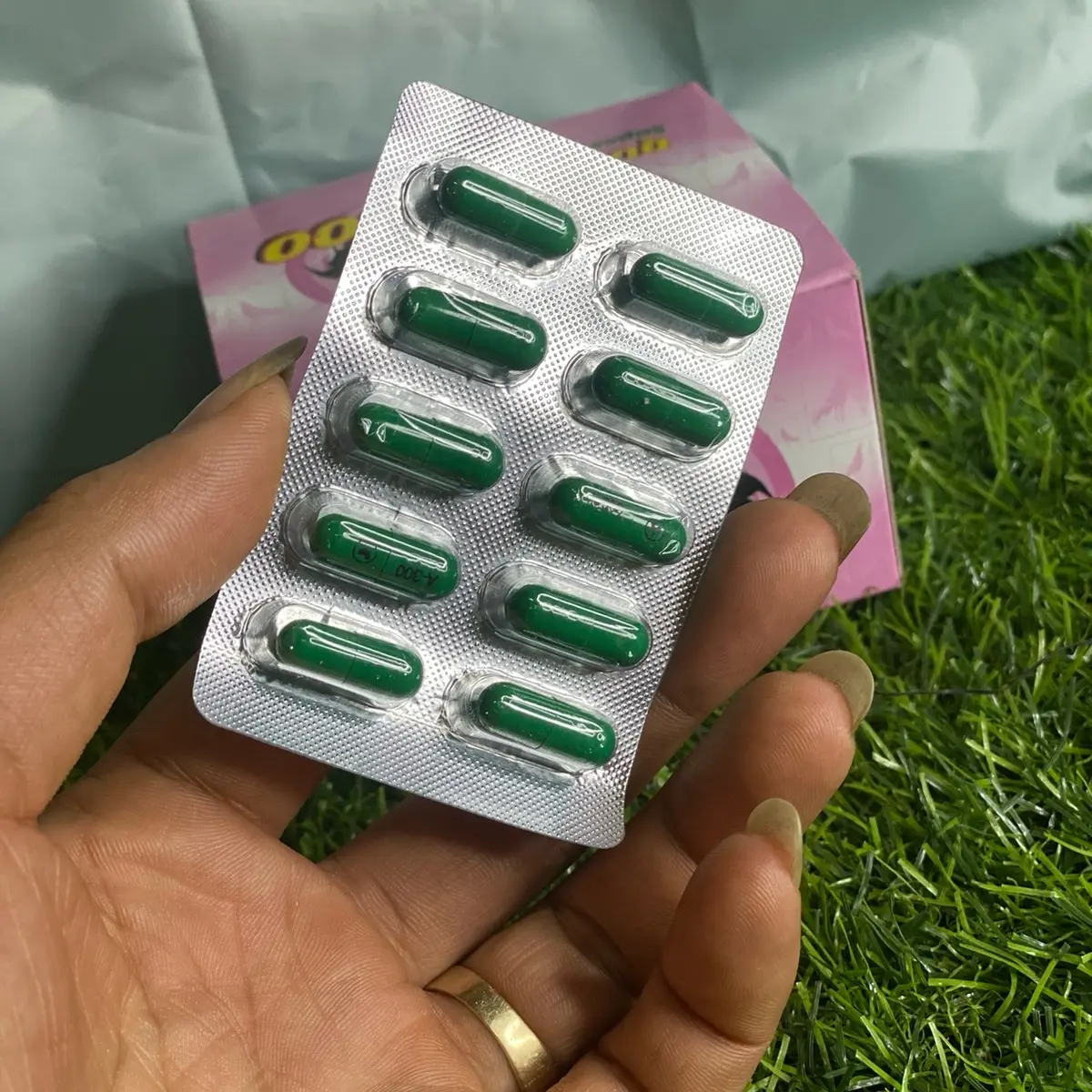 Tiêu kén, tiêu sưng a300 cho gà đá 1 vỉ 10 viên ( uống 5-7 mồi lần 1 viên ) duọcketrongnghia