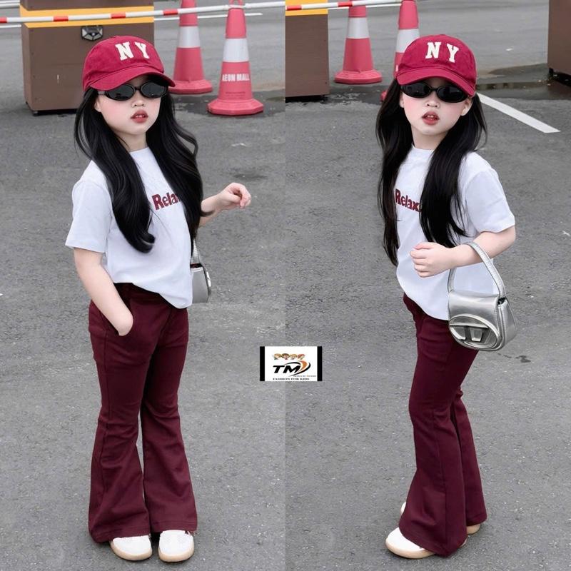 Set áo phong mix quần loe đỏ bé gái 1