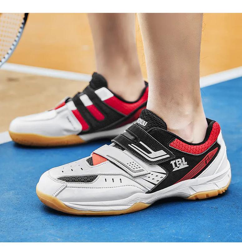 Product Introduction of New Breathable Badminton Shoes Men Comfortable Badminton Wears Velcro Tennis Sneakers Light Volleyball Shoes Size 36-45 40