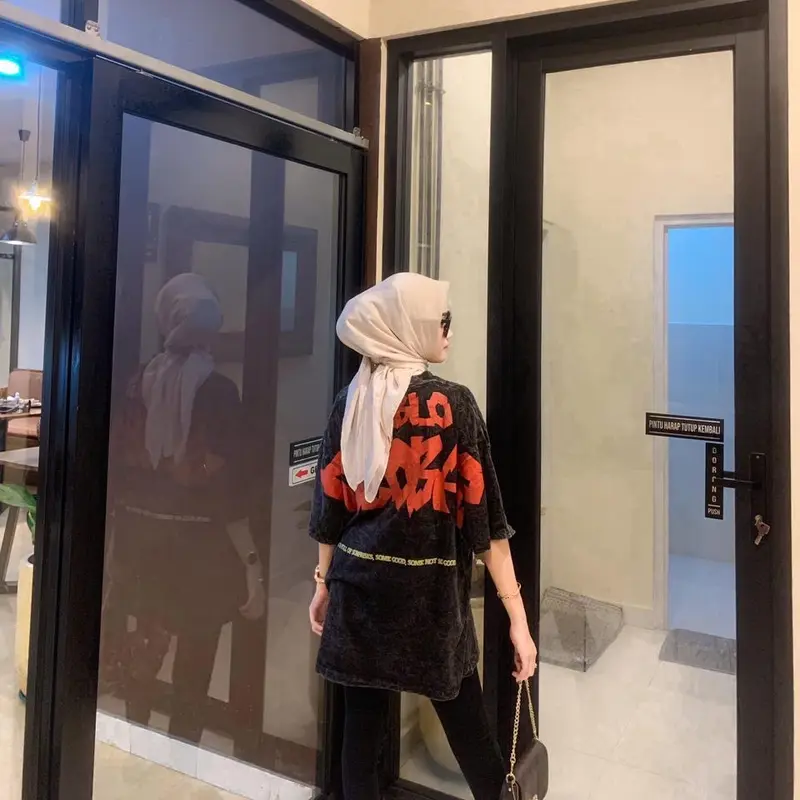 OVERSIZE VIRAL PARODY PABLO cewek cowok bisa pakai Katun Katun Katun Katun Katun Combed Wanita 1