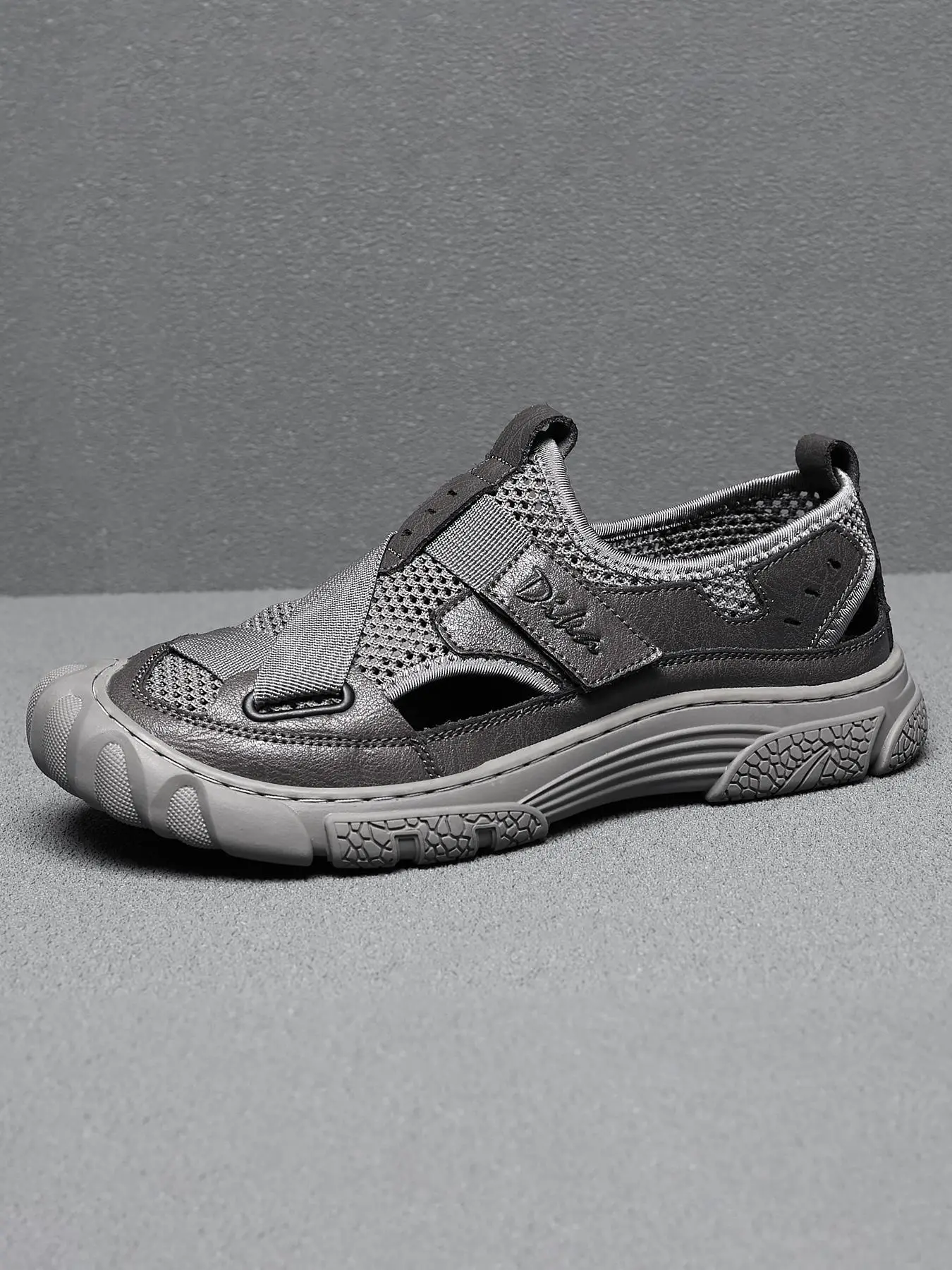 Men's Casual Breathable Mesh Sport Sandals, Fashionable Outdoor Beach Sandals, Male All-match Round Toe Sandals for Daily Wear