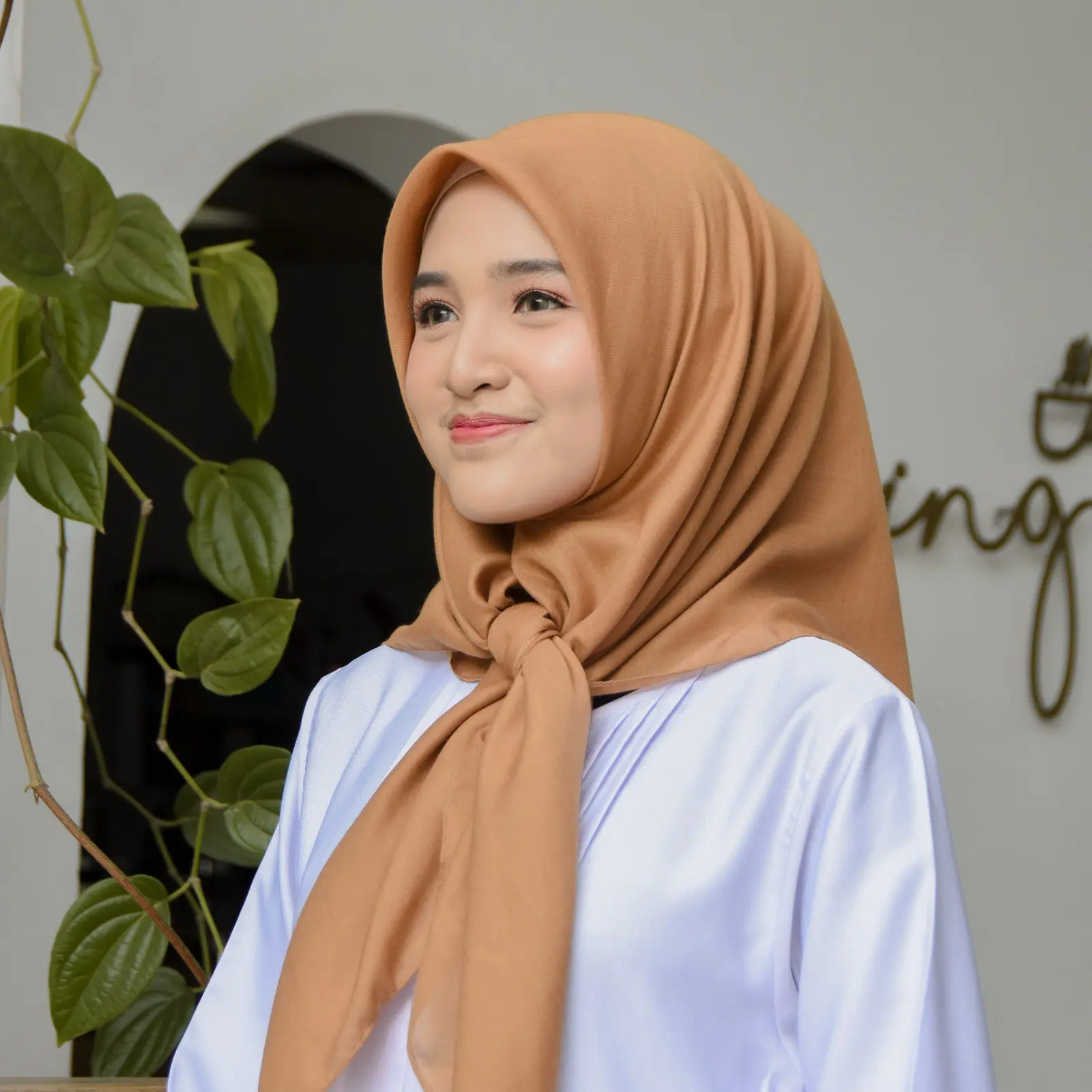 Original Paris Premium / Hijab Paris Premium / Kerudung Paris VIRAL Empat Segi Square Muslim Voal