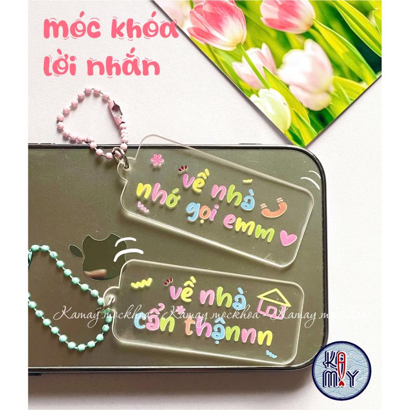 Móc khoá lời nhắn nền trong siêu xinh - Kamay